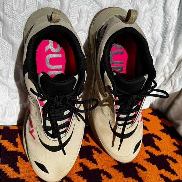 COPY - COPY - Trekking/Running low boots - Picture 3 of 11